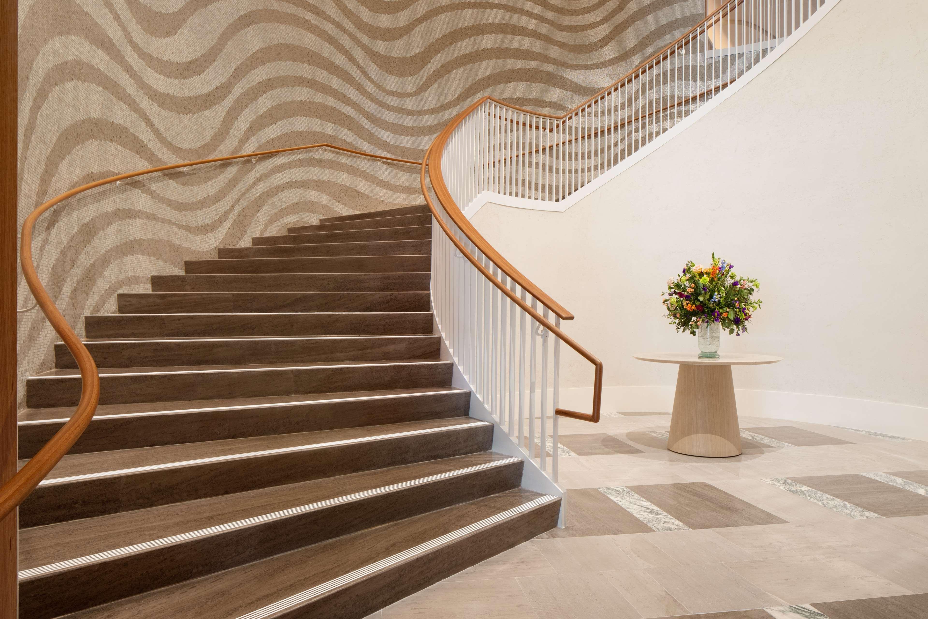 Conrad Orlando Hotel Bagian luar foto