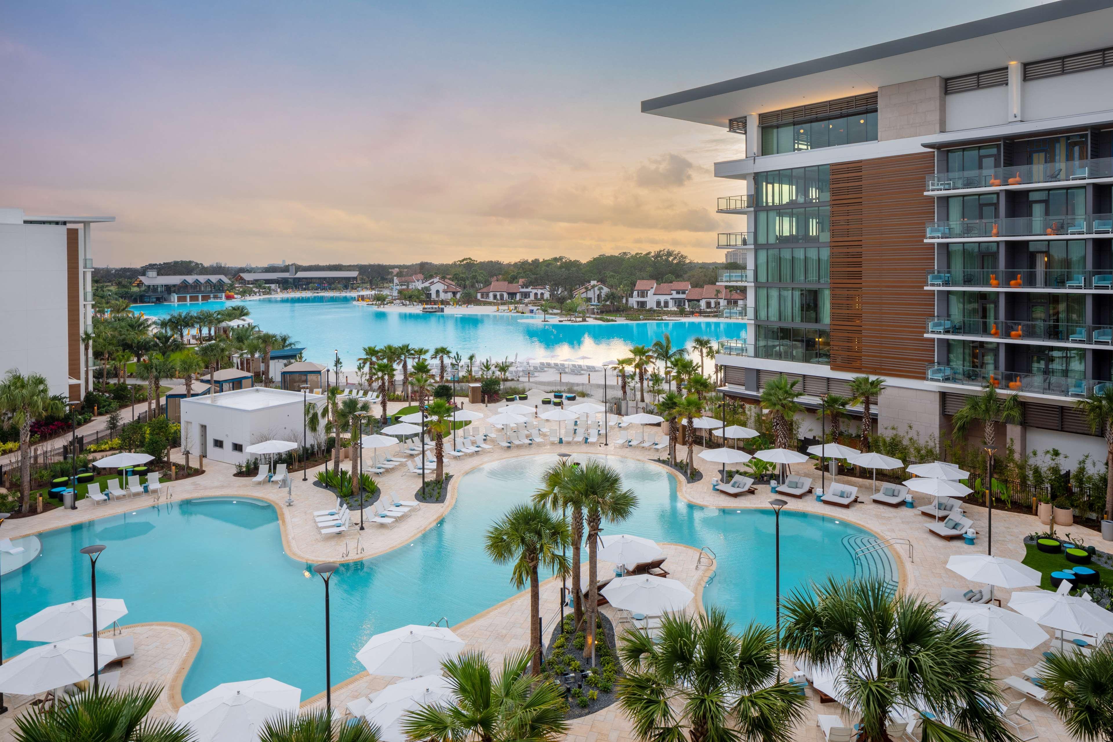 Conrad Orlando Hotel Bagian luar foto